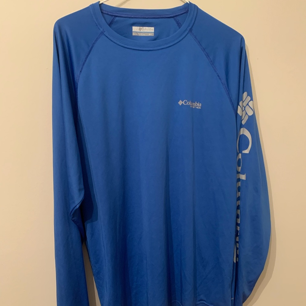 Columbia men’s small long sleeved shirt